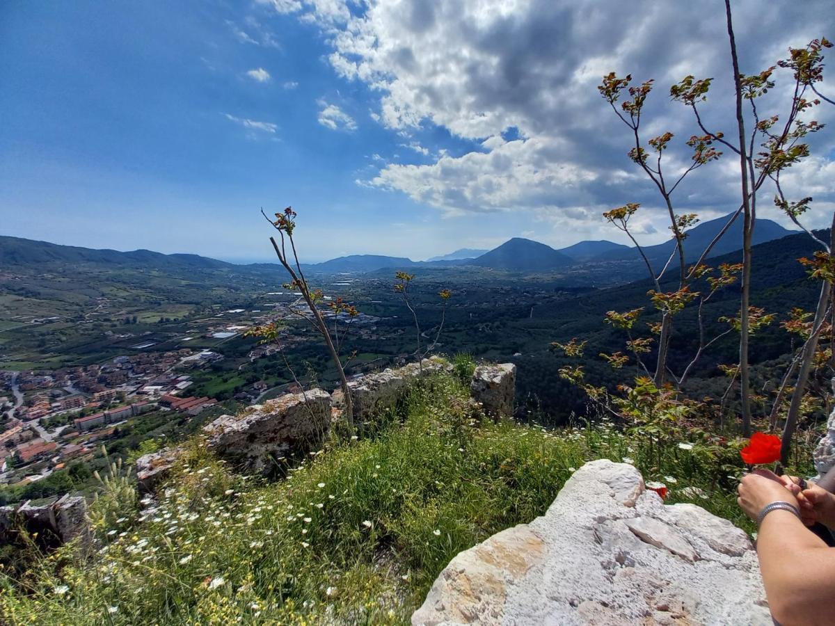 L'Arcadia Panzió Giffoni Sei Casali Kültér fotó